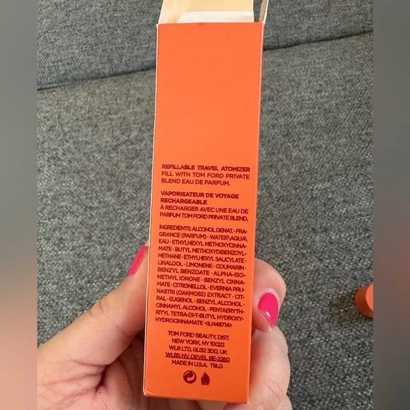 Tom Ford Bitter Peach Travel Size Parfume - Picture 4 of 5